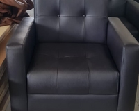 Кресло черное